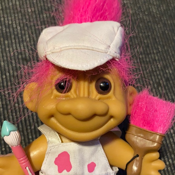 Vintage Russ Artist Painter Troll Doll Pink Hair - Picture 2 of 7